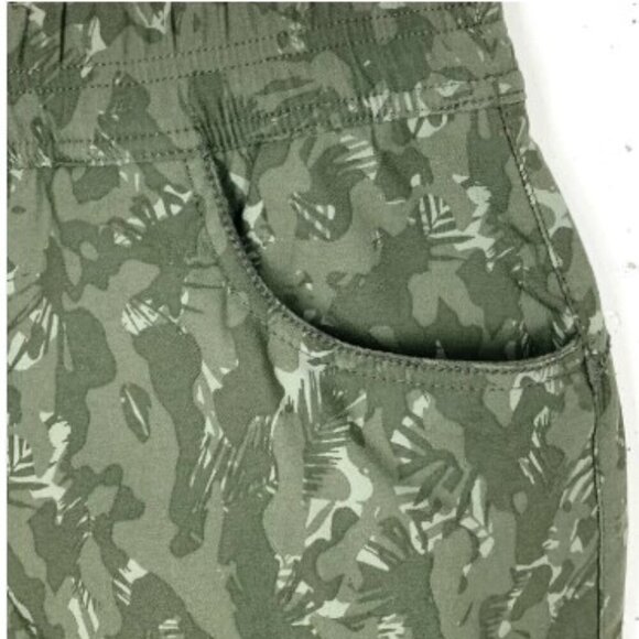 NWT Women's PrAna Halle mini stretch E-Waist II Skort Evergreen Camo skirt 4 - Picture 1 of 4